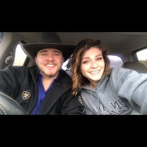 Meet your Posher, Hillary